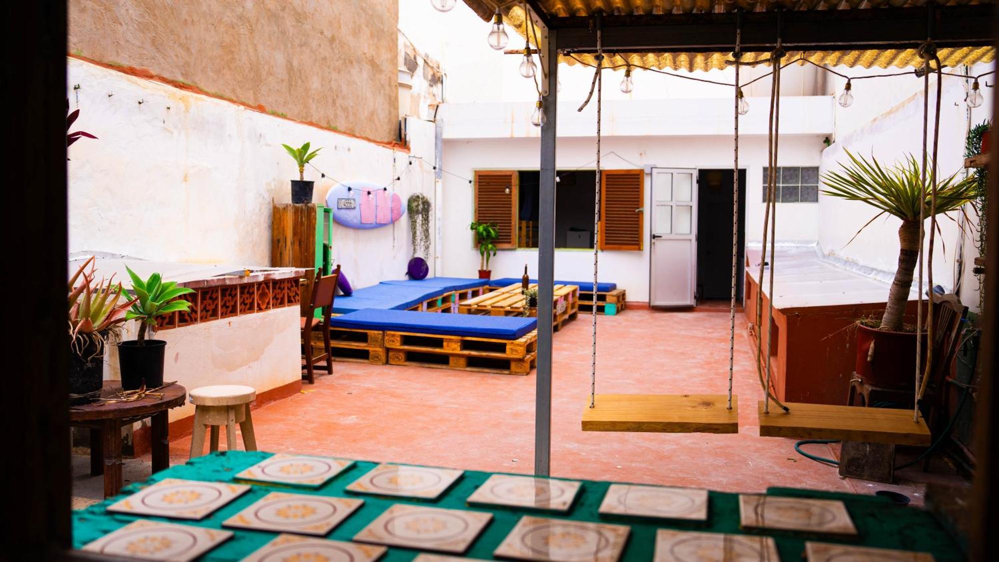Dona Rose Surf Hostel Las Palmas de Gran Canaria Ngoại thất bức ảnh